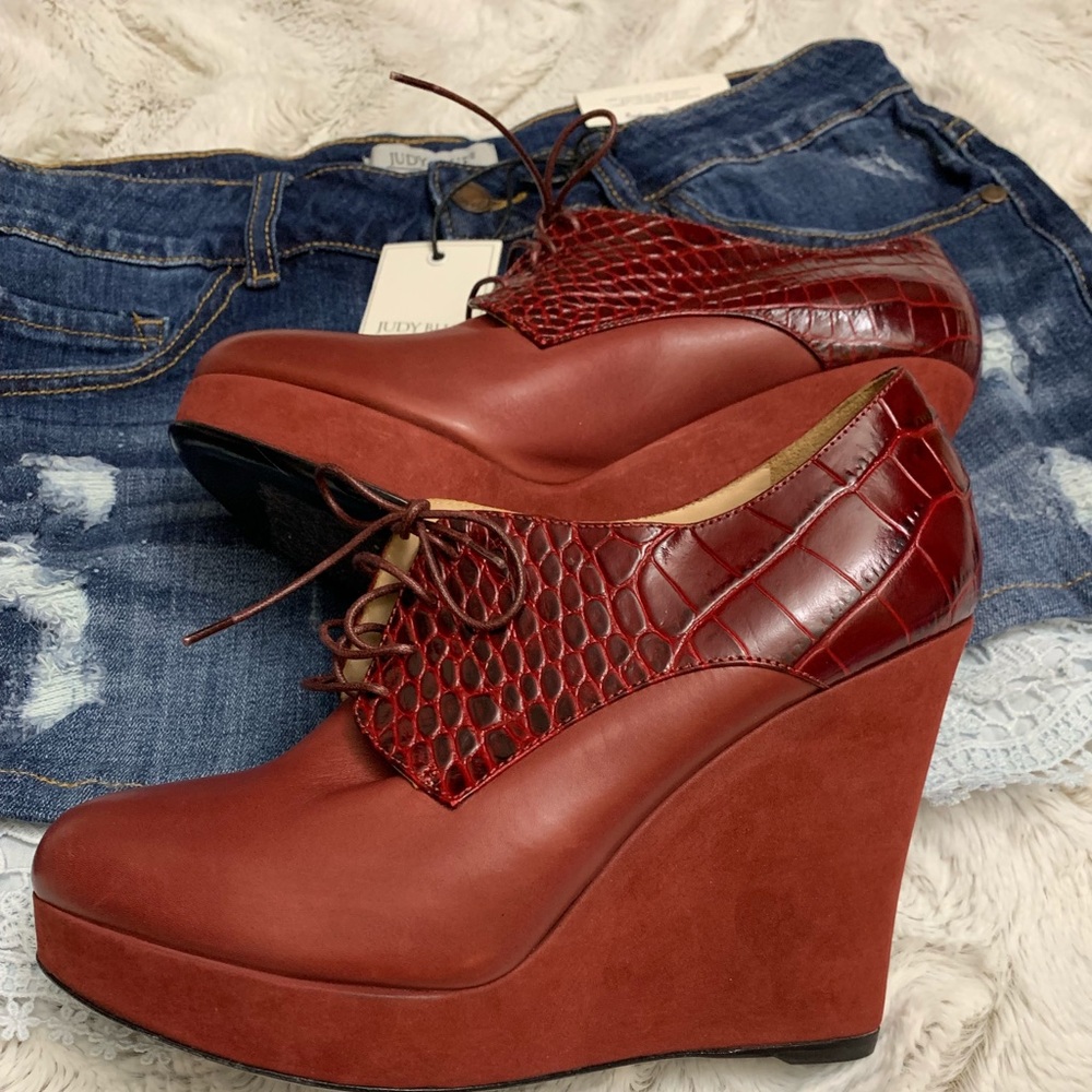 Longchamp Oxford Wedge Platform Shoes - Picture 3 of 8